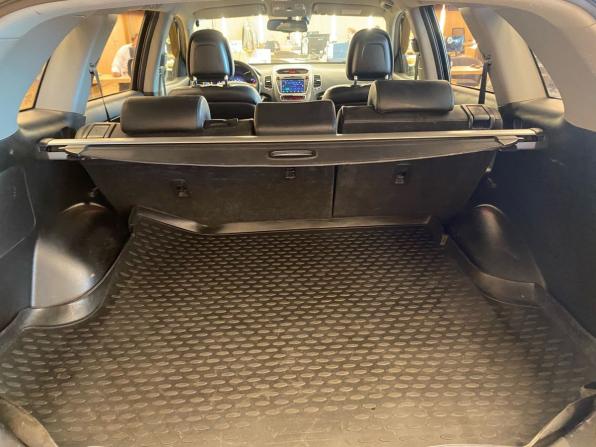 Kia Sorento II Рестайлинг с пробегом 2017 года, цена 1 990 000 рублей, 162000 км, внедорожник, Автокод Объявления