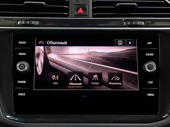 Volkswagen Tiguan II с пробегом 2020 года, цена 2 498 000 рублей, 99250 км, внедорожник, Автокод Объявления