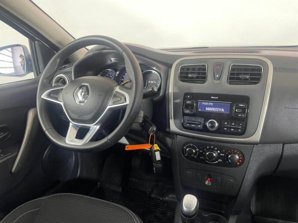 Renault Logan II Рестайлинг с пробегом 2022 года, цена 1 095 000 рублей, 81007 км, седан, Автокод Объявления