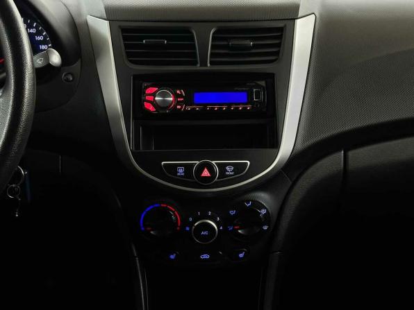 Hyundai Solaris I с пробегом 2014 года, цена 835 000 рублей, 159842 км, седан, Автокод Объявления