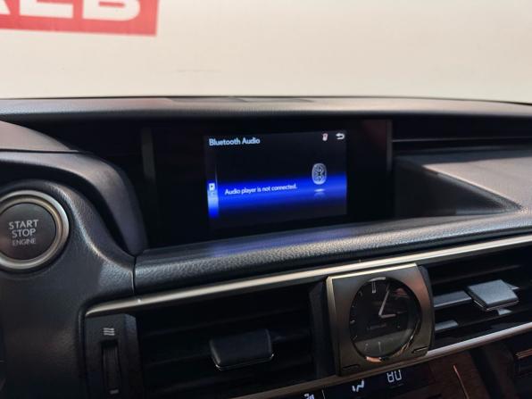 Lexus IS III Рестайлинг с пробегом 2020 года, цена 3 499 000 рублей, 66102 км, седан, Автокод Объявления