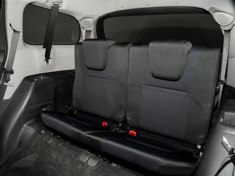 Toyota Wish II Рестайлинг Иркутск  - изображение 8