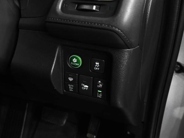 Honda Vezel I с пробегом 2016 года, цена 1 500 000 рублей, 170320 км, внедорожник, Автокод Объявления