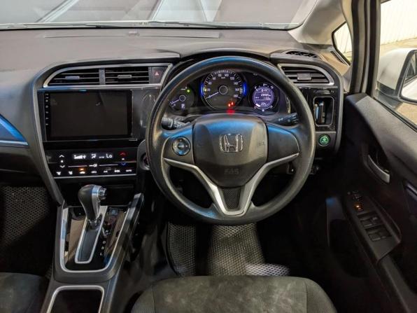 Honda Shuttle II с пробегом 2016 года, цена 1 199 000 рублей, 128000 км, универсал, Автокод Объявления