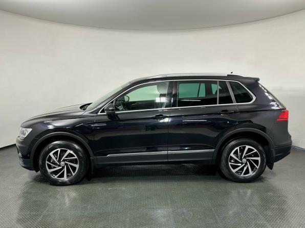 Volkswagen Tiguan II с пробегом 2018 года, цена 3 050 000 рублей, 47376 км, внедорожник, Автокод Объявления