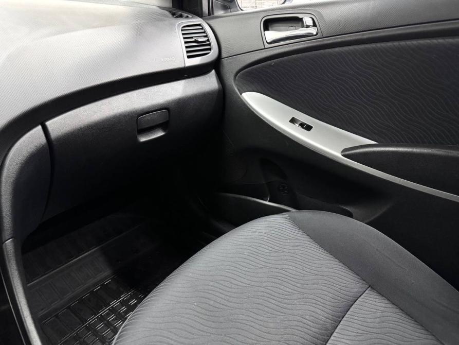 Hyundai Solaris I Ростов-на-Дону  - изображение 14