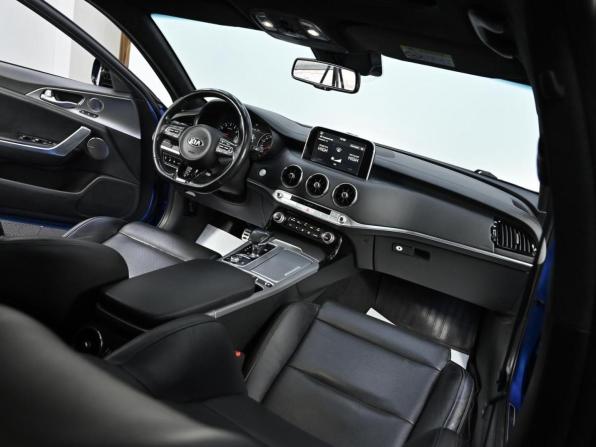 Kia Stinger I с пробегом 2018 года, цена 2 249 000 рублей, 132000 км, лифтбек, Автокод Объявления