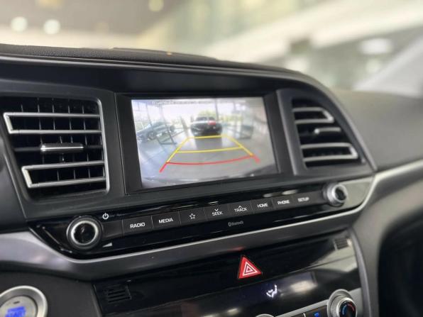 Hyundai Elantra VI (AD) Рестайлинг с пробегом 2019 года, цена 1 635 000 рублей, 70531 км, седан, Автокод Объявления