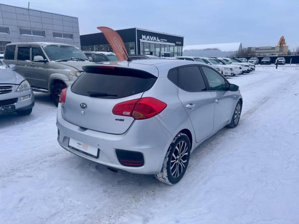 Kia Ceed II Рестайлинг с пробегом 2016 года, цена 1 019 000 рублей, 219527 км, хэтчбек, Автокод Объявления