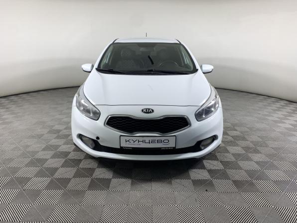 Kia Ceed II с пробегом 2014 года, цена 1 020 000 рублей, 121790 км, универсал, Автокод Объявления