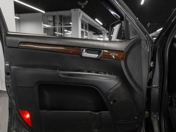 Kia Mohave I Рестайлинг с пробегом 2017 года, цена 3 090 000 рублей, 168181 км, внедорожник, Автокод Объявления