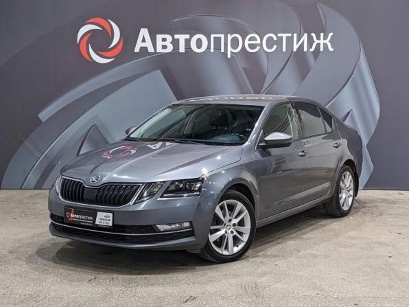 Skoda Octavia III (A7) Рестайлинг с пробегом 2019 года, цена 1 610 000 рублей, 207137 км, лифтбек, Автокод Объявления
