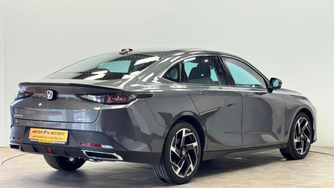 Changan Lamore с пробегом 2023 года, цена 1 950 000 рублей, 10122 км, седан, Автокод Объявления