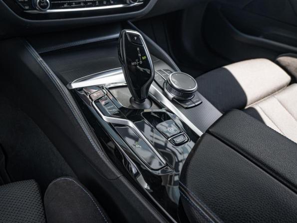 BMW 5 серии VII (G30/G31/G38) Рестайлинг с пробегом 2021 года, цена 4 940 000 рублей, 117509 км, седан, Автокод Объявления