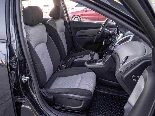 Chevrolet Cruze I Рестайлинг с пробегом 2014 года, цена 869 000 рублей, 210826 км, хэтчбек, Автокод Объявления