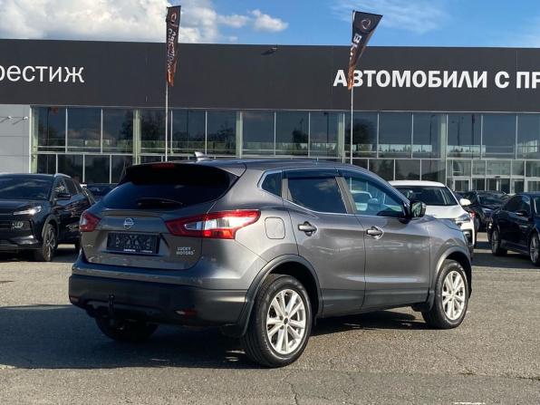 Nissan Qashqai II с пробегом 2018 года, цена 1 799 000 рублей, 61800 км, внедорожник, Автокод Объявления