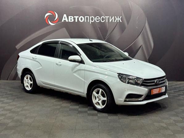 Lada (ВАЗ) Vesta I с пробегом 2018 года, цена 850 000 рублей, 49250 км, седан, Автокод Объявления