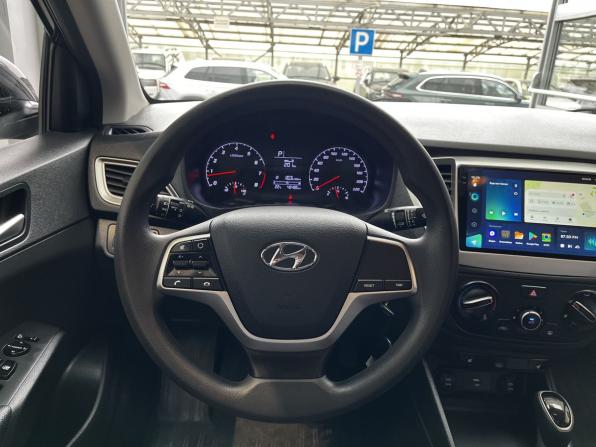 Hyundai Solaris II Рестайлинг с пробегом 2021 года, цена 1 560 000 рублей, 46000 км, седан, Автокод Объявления
