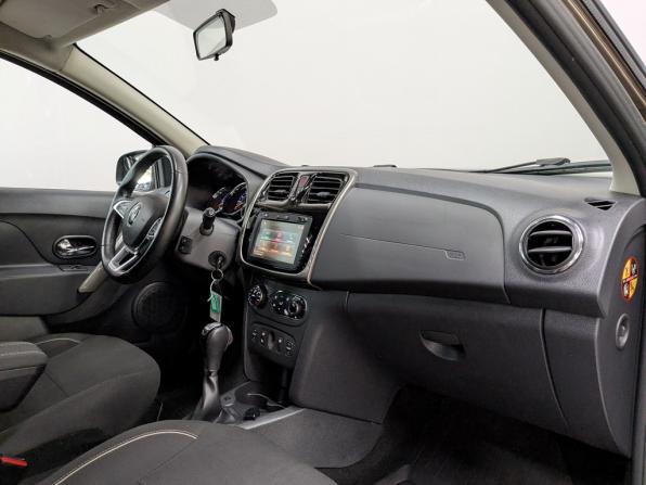 Renault Sandero II Рестайлинг с пробегом 2018 года, цена 1 150 000 рублей, 96424 км, хэтчбек, Автокод Объявления