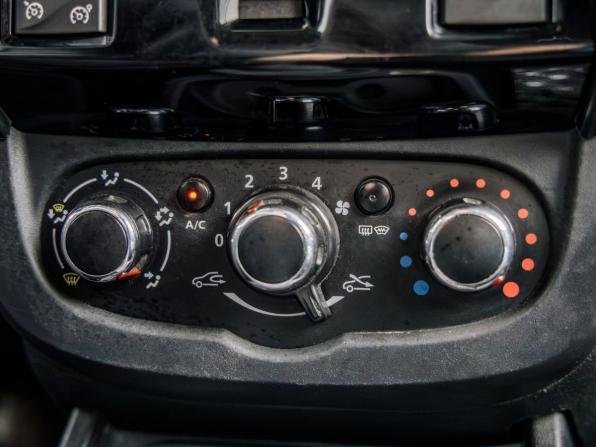 Renault Duster I Рестайлинг с пробегом 2016 года, цена 878 000 рублей, 396090 км, внедорожник, Автокод Объявления