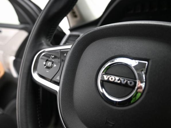 Volvo XC90 II с пробегом 2015 года, цена 2 329 900 рублей, 320200 км, внедорожник, Автокод Объявления