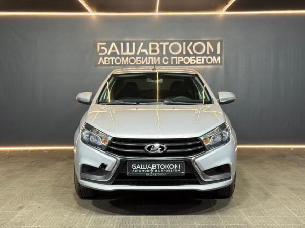 Lada (ВАЗ) Vesta I с пробегом 2018 года, цена 780 000 рублей, 183444 км, седан, Автокод Объявления