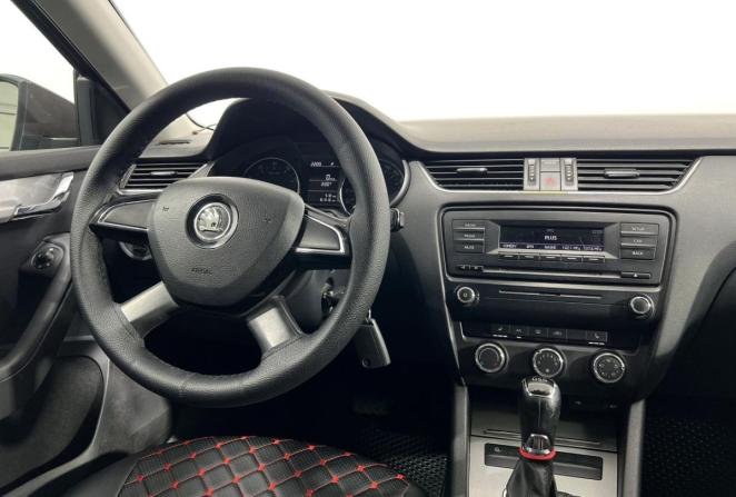 Skoda Octavia III (A7) с пробегом 2013 года, цена 835 000 рублей, 161516 км, лифтбек, Автокод Объявления