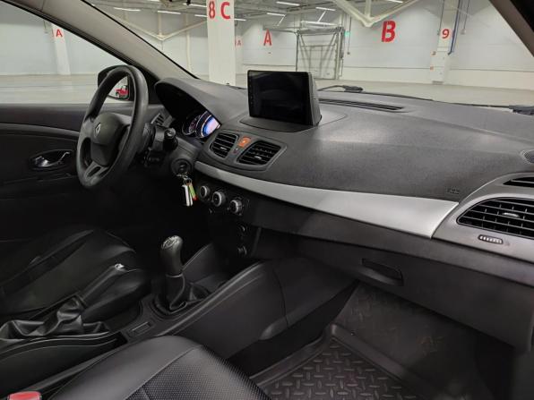 Renault Fluence I Рестайлинг с пробегом 2014 года, цена 880 000 рублей, 66034 км, седан, Автокод Объявления