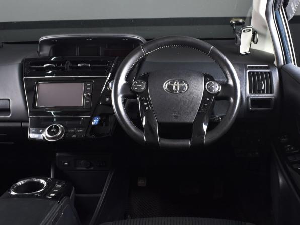 Toyota Prius Alpha I (ZVW40/41) Рестайлинг с пробегом 2018 года, цена 1 564 995 рублей, 199914 км, универсал, Автокод Объявления