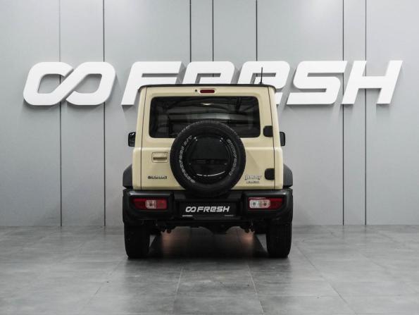 Suzuki Jimny IV с пробегом 2019 года, цена 2 499 000 рублей, 83026 км, внедорожник, Автокод Объявления