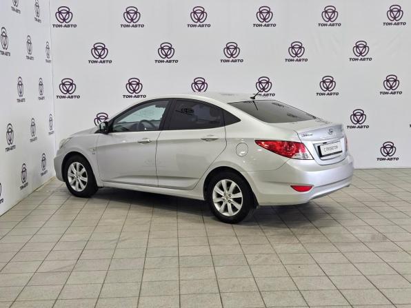 Hyundai Solaris I с пробегом 2013 года, цена 642 000 рублей, 213246 км, седан, Автокод Объявления