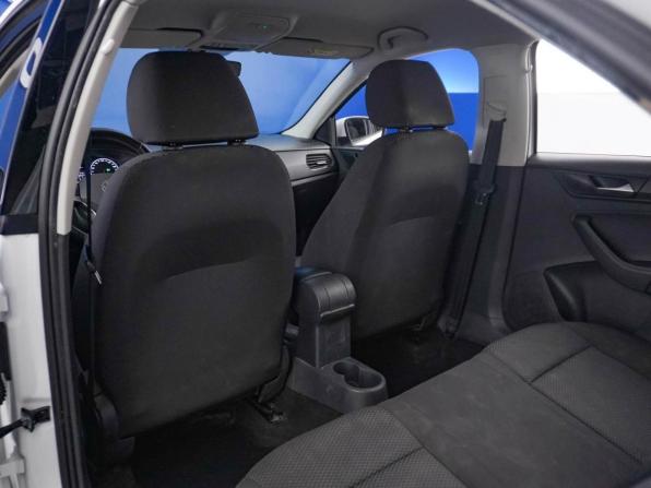 Volkswagen Polo VI с пробегом 2022 года, цена 1 599 077 рублей, 96555 км, лифтбек, Автокод Объявления