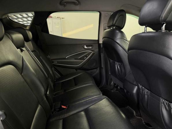 Hyundai Santa Fe III с пробегом 2012 года, цена 1 635 000 рублей, 217963 км, внедорожник, Автокод Объявления