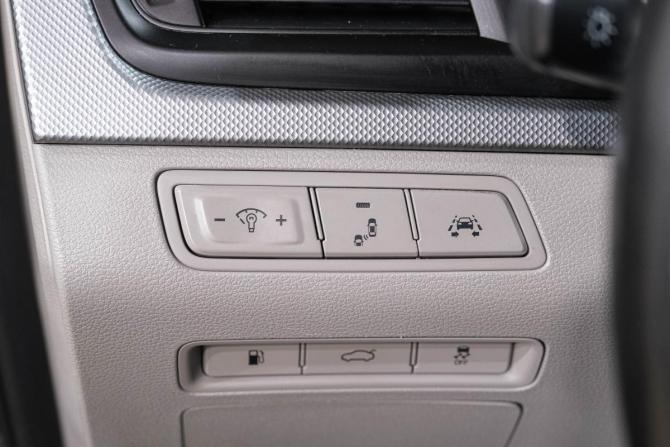 Hyundai Sonata VII (LF) Рестайлинг с пробегом 2017 года, цена 1 569 000 рублей, 173000 км, седан, Автокод Объявления
