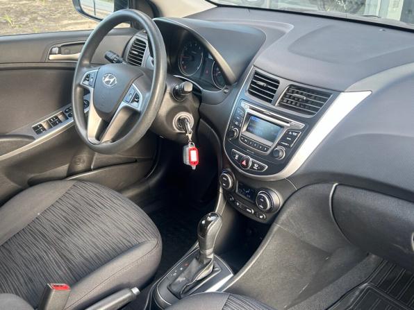 Hyundai Solaris I Рестайлинг с пробегом 2015 года, цена 1 150 000 рублей, 128222 км, седан, Автокод Объявления