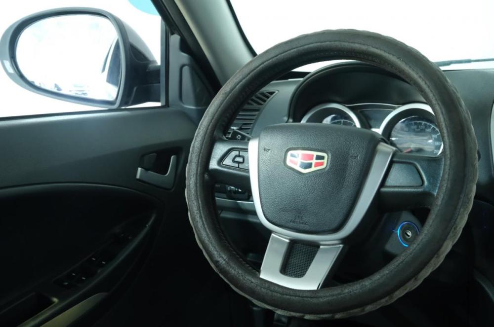 Geely Emgrand X7 I Омск  - изображение 13