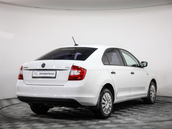 Skoda Rapid I с пробегом 2017 года, цена 989 000 рублей, 148424 км, лифтбек, Автокод Объявления