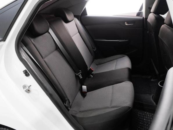 Hyundai Solaris II с пробегом 2018 года, цена 1 249 000 рублей, 122675 км, седан, Автокод Объявления