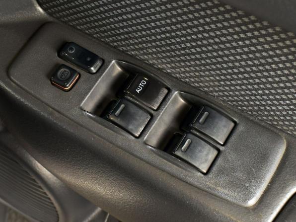 Toyota bB I с пробегом 2001 года, цена 466 999 рублей, 411835 км, компактвэн, Автокод Объявления