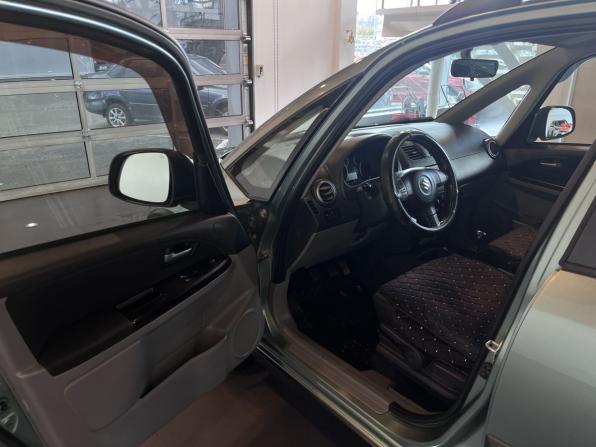 Suzuki SX4 I (Classic) Рестайлинг с пробегом 2011 года, цена 760 000 рублей, 142083 км, хэтчбек, Автокод Объявления