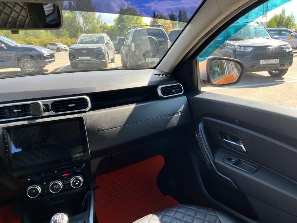 Renault Duster II с пробегом 2021 года, цена 1 980 000 рублей, 106870 км, внедорожник, Автокод Объявления