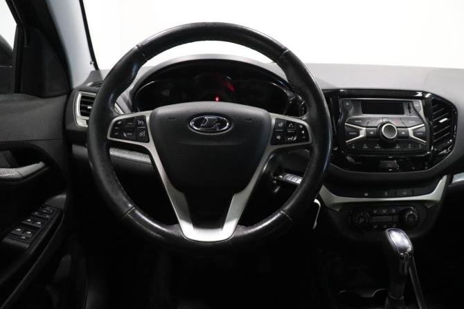 Lada (ВАЗ) Vesta I с пробегом 2020 года, цена 1 077 000 рублей, 132825 км, седан, Автокод Объявления