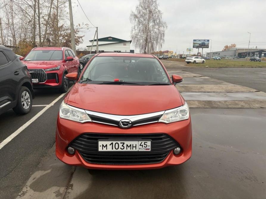 Toyota Corolla XI (E160 E170 E180) Рестайлинг 1 Курган  - изображение 1