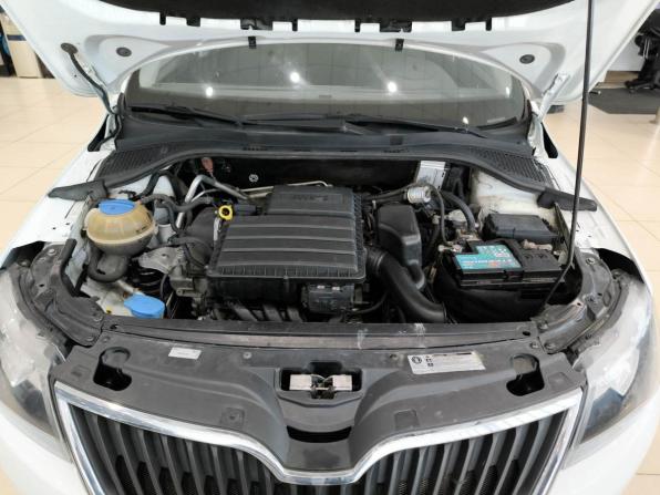 Skoda Rapid I Рестайлинг с пробегом 2019 года, цена 650 000 рублей, 500244 км, лифтбек, Автокод Объявления