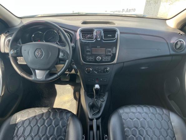 Renault Sandero II с пробегом 2018 года, цена 845 000 рублей, 178772 км, хэтчбек, Автокод Объявления