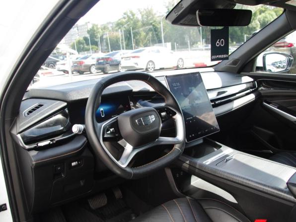 Geely Preface I с пробегом 2024 года, цена 2 397 000 рублей, 25600 км, седан, Автокод Объявления