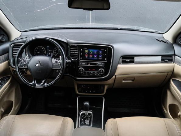 Mitsubishi Outlander III Рестайлинг 3 с пробегом 2019 года, цена 2 130 000 рублей, 184637 км, внедорожник, Автокод Объявления
