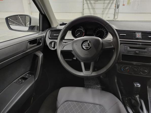 Skoda Rapid II с пробегом 2021 года, цена 1 590 000 рублей, 31576 км, седан, Автокод Объявления