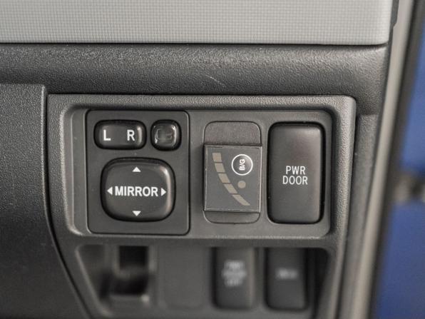 Toyota Sienta I с пробегом 2004 года, цена 600 000 рублей, 183250 км, компактвэн, Автокод Объявления