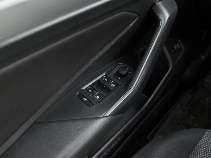 Volkswagen Jetta VII Казань  - изображение 12